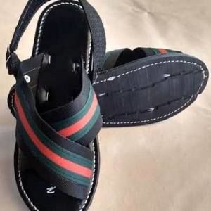 Meet your Posher, Sergioyana